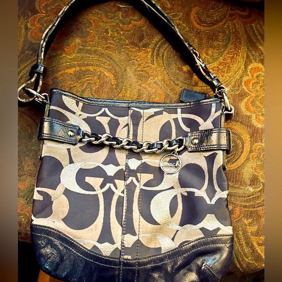 Coach F19820 Navy/silver shoulder bag signature design - Picture 1 of 8
